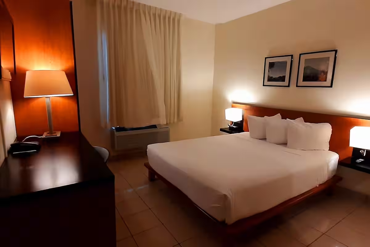 Hotel Comfort Inn Real San Miguel - imagen 2