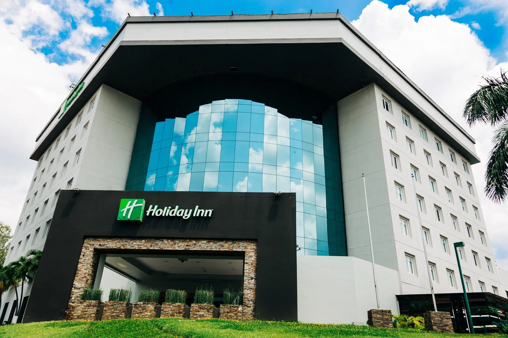 Hotel Holiday Inn San Salvador - imagen 3