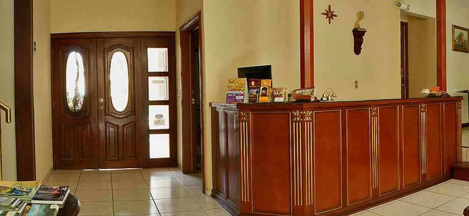 Hotel Villa Florencia San Benito - imagen 3